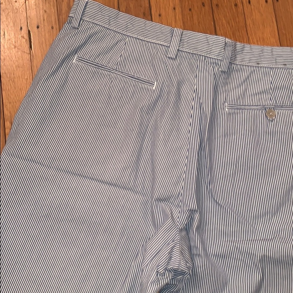 Banana Republic Shorts Size 36 Pinstripes Blue - Picture 8 of 8